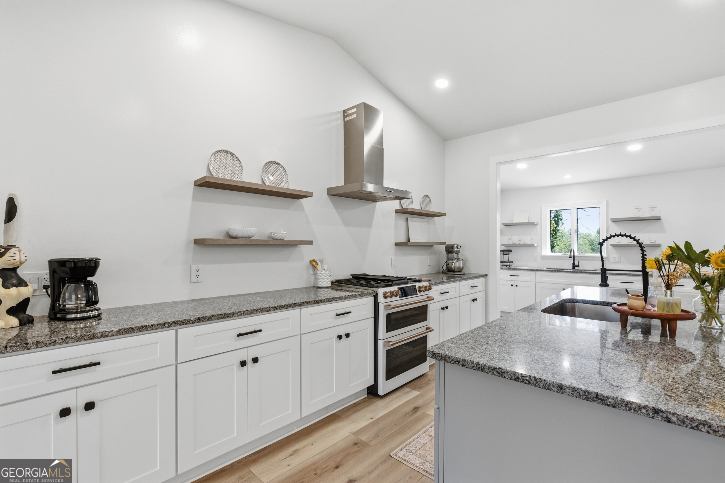 Rabun Gap, Georgia 30568, United States, 4 Bedrooms Bedrooms, ,3 BathroomsBathrooms,Residential,Active,244213