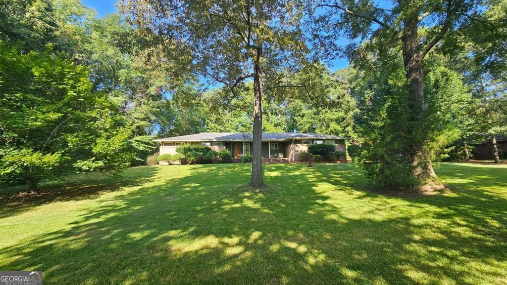 Photo of 810 Joy Drive, Macon, GA 31210 (MLS # 10695819)