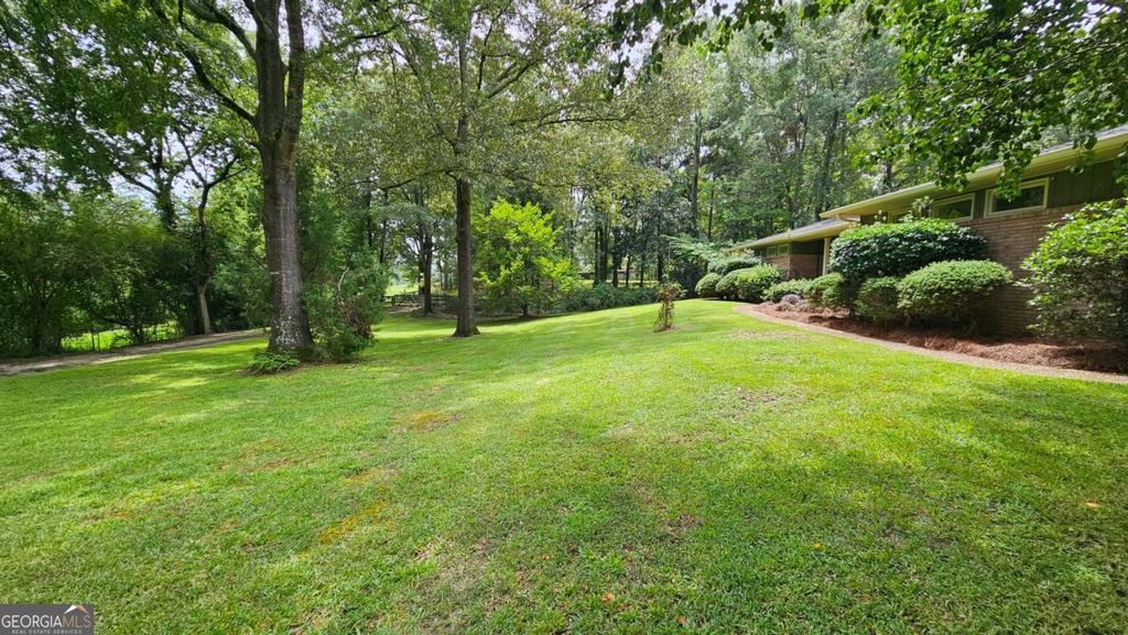 Photo of 810 Joy Drive, Macon, GA 31210 (MLS # 10695819)