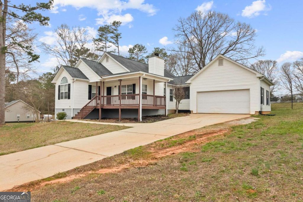 Photo of 132 Millstone Drive, Commerce, GA 30530 (MLS # 10704226)
