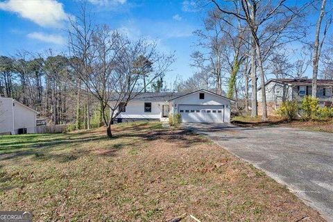 Single Family Residence in Cartersville GA 383 Oakridge Drive.jpg