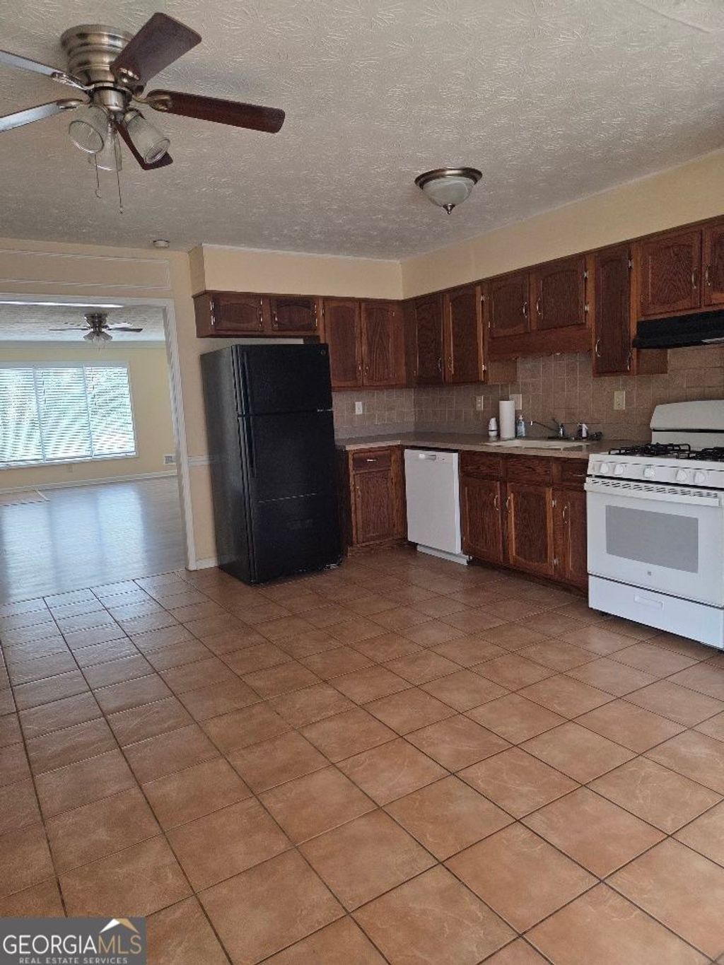 Photo of 2120 Fieldstone View Court SE, Conyers, GA 30013 (MLS # 10731308)