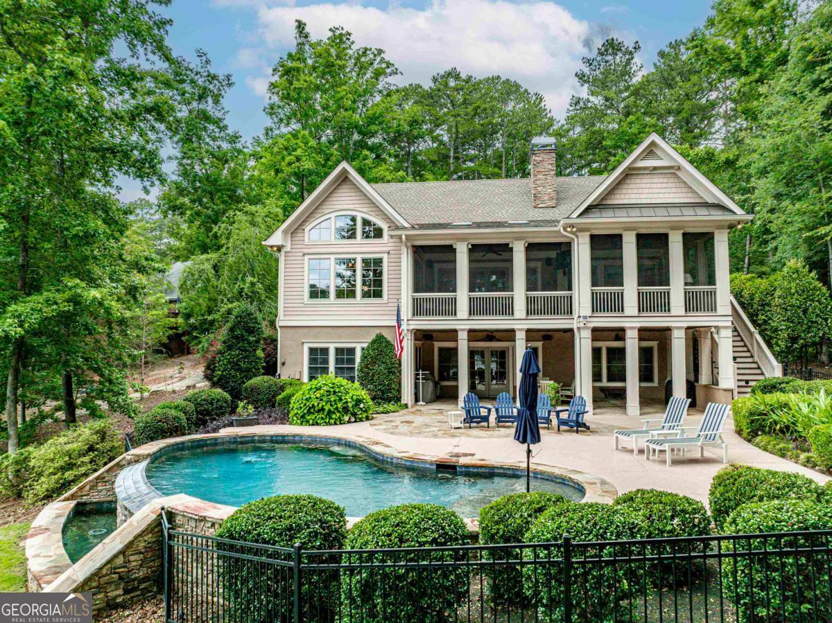 1101 Talon DR