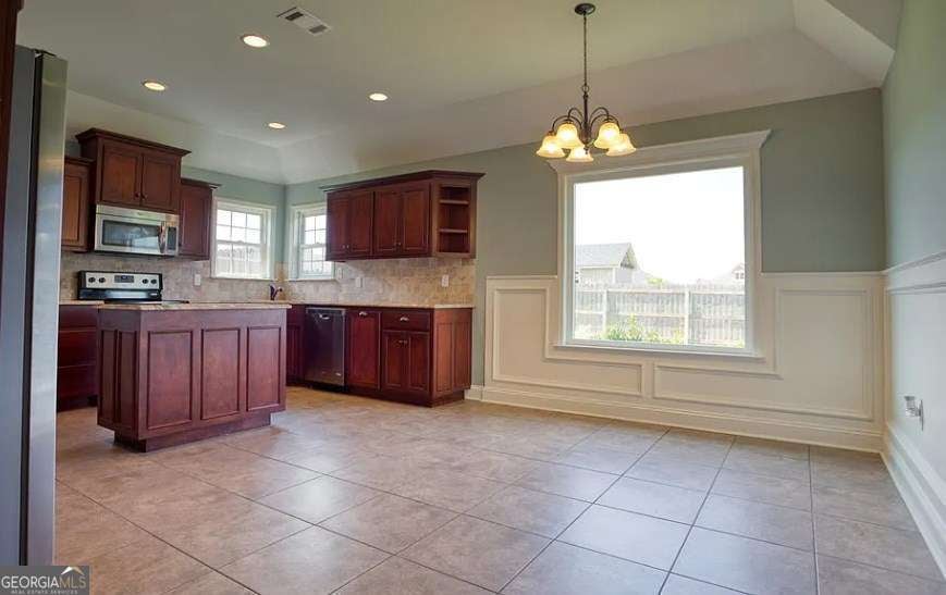 4077 Mckenzie LN