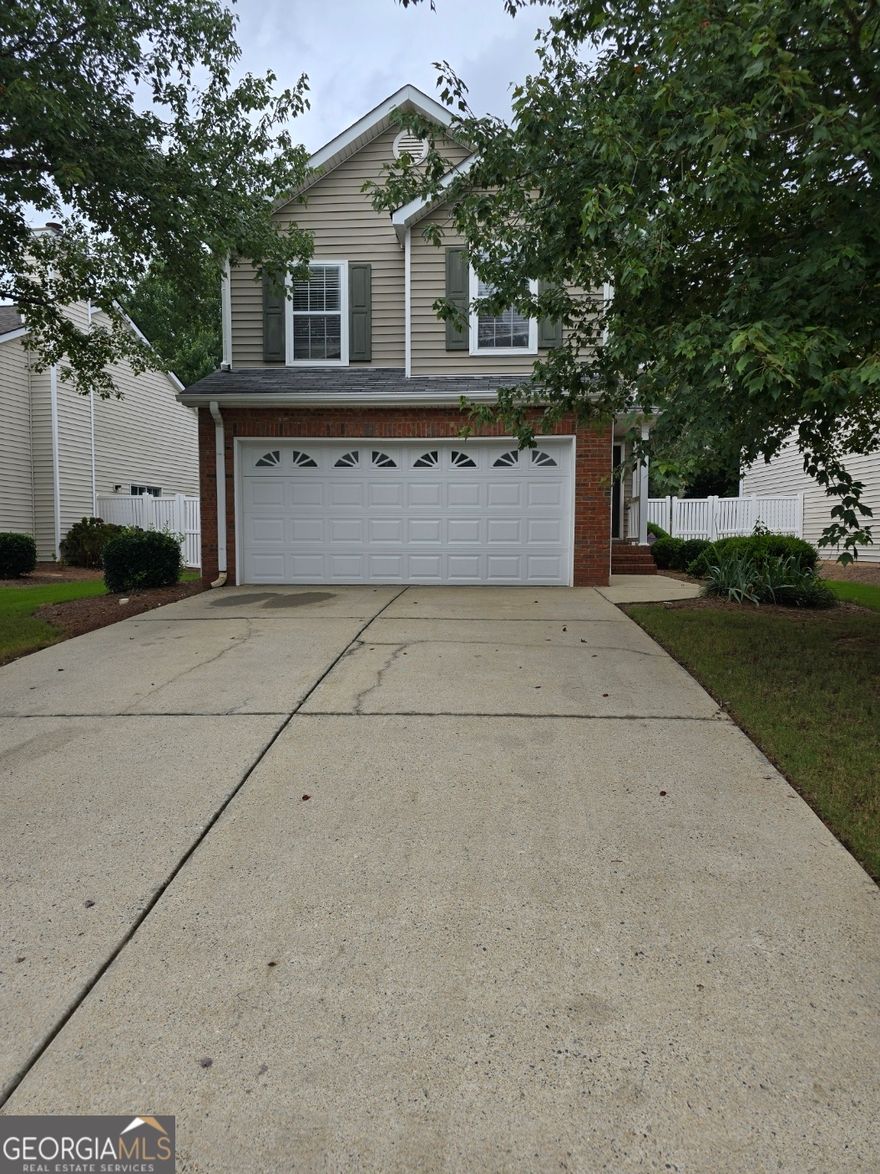 Beautiful home in desirable Avensong swim/tennis community in Milton. All new wood floors, updates and full fresh interior paint. 2-Story fireside Great Rm loaded with natural light! Upgraded kitchen boasts granite Countertops, stainless appliances & crisp white cabinetry. Breakfast bar & separate table area with large bay window wall & view to private backyard. Spacious Owner's suite w/gorgeous walk-in shower, vanity & lighting. Fenced park-like backyard has garden area w/herbs & blueberries! Highly sought-after TOP schools and close to shopping (Avalon!) & Dining! Easy access to GA400.