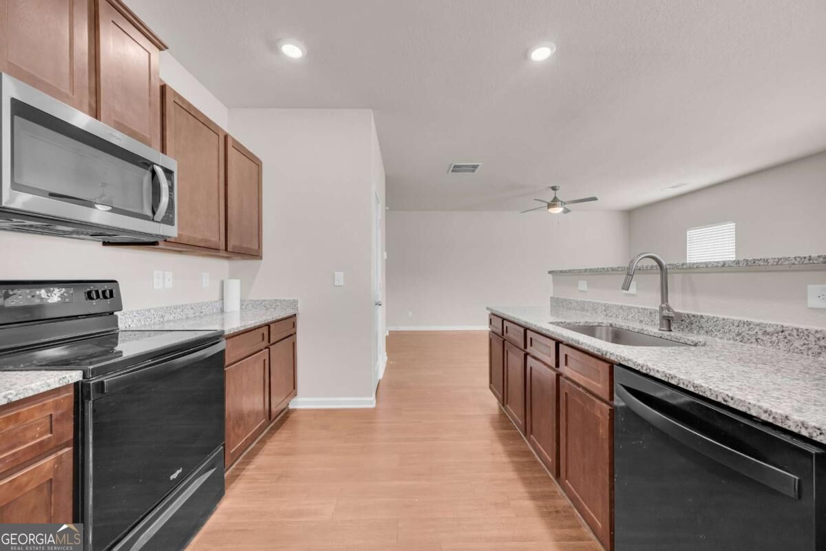 872 Walnut Creek CIR