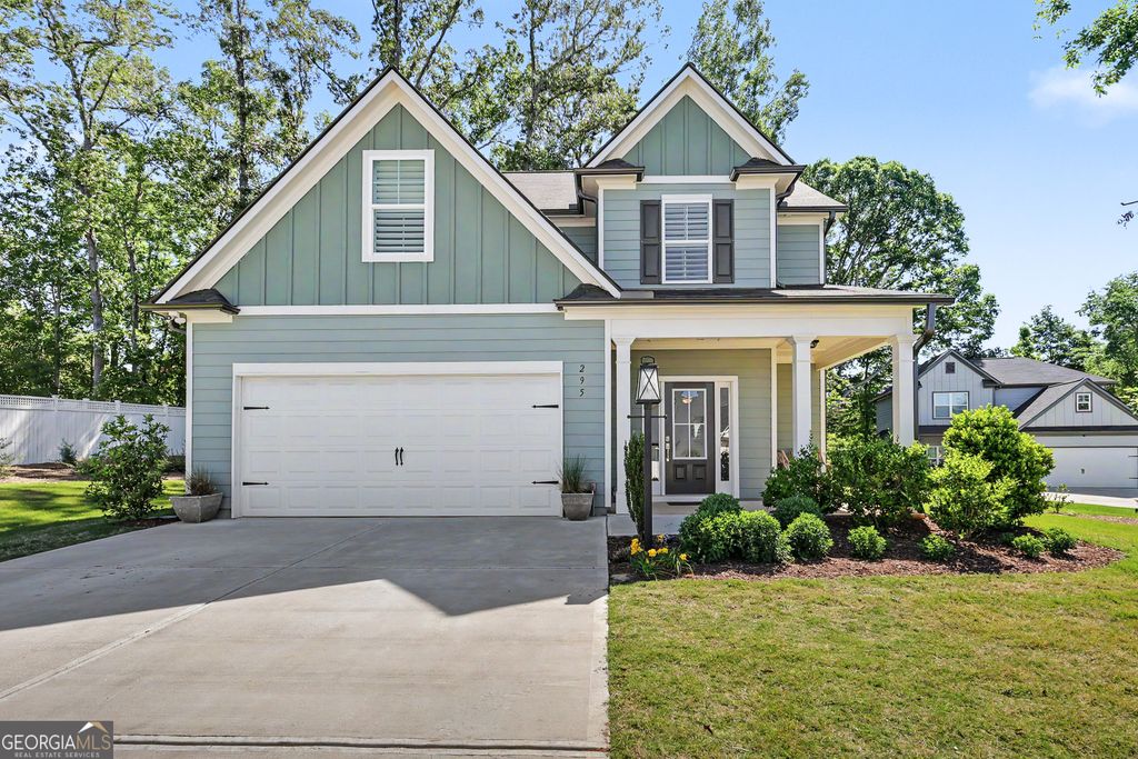 Photo of 295 Quail Forest Circle, Toccoa, GA 30577 (MLS # 10766192)