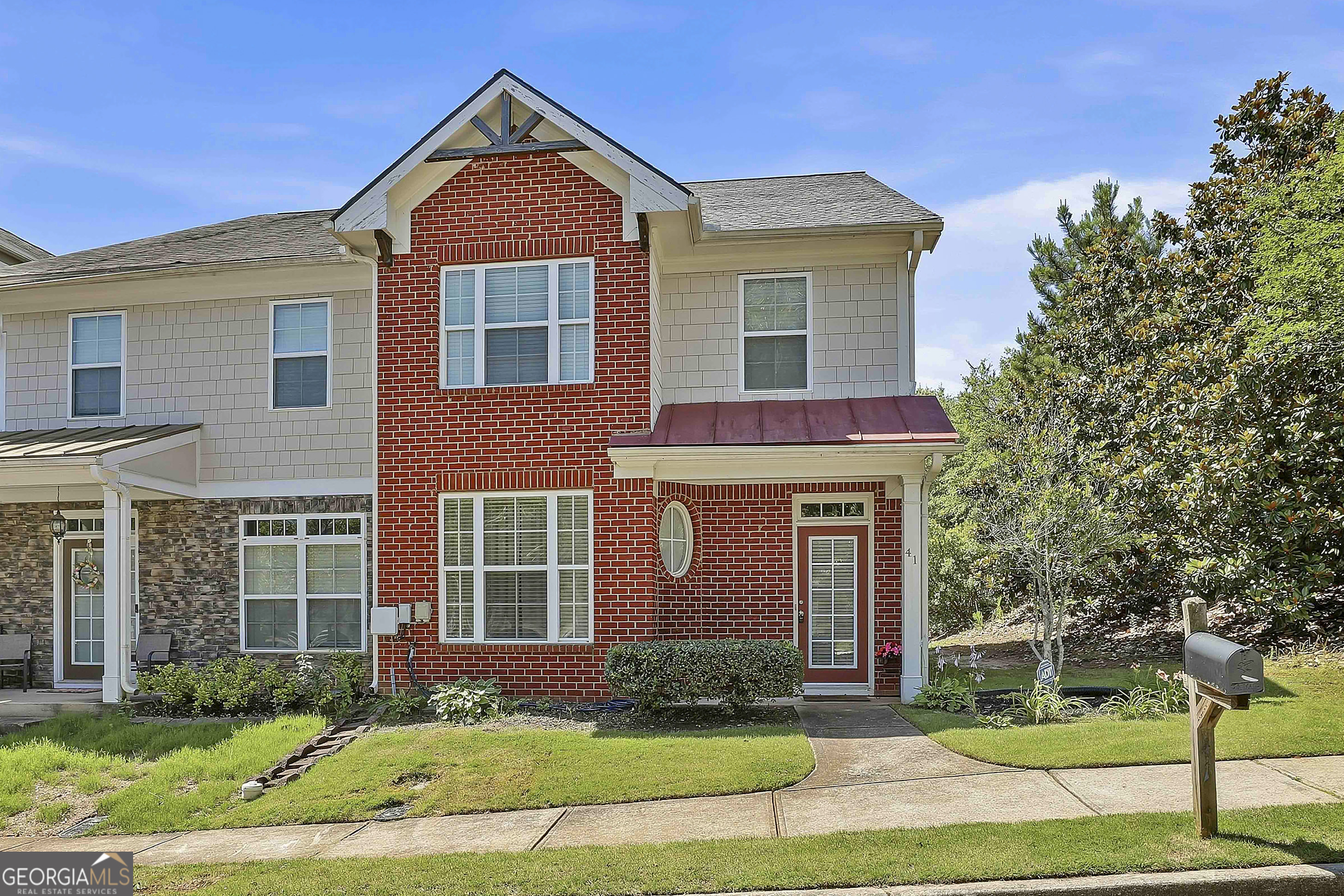 41 Newnan Lakes DR