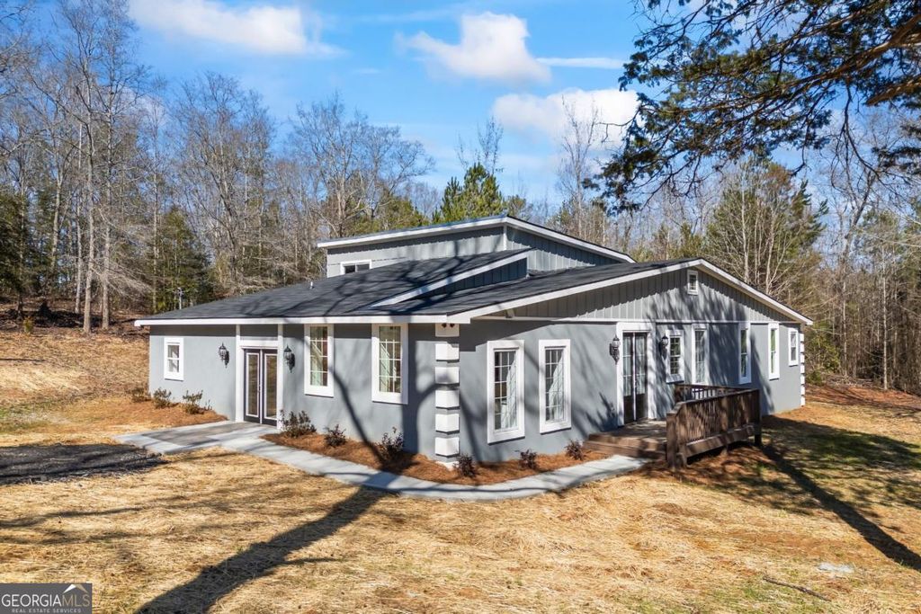 Photo of 737 Broad River Road, Carlton, GA 30627 (MLS # 10681816)