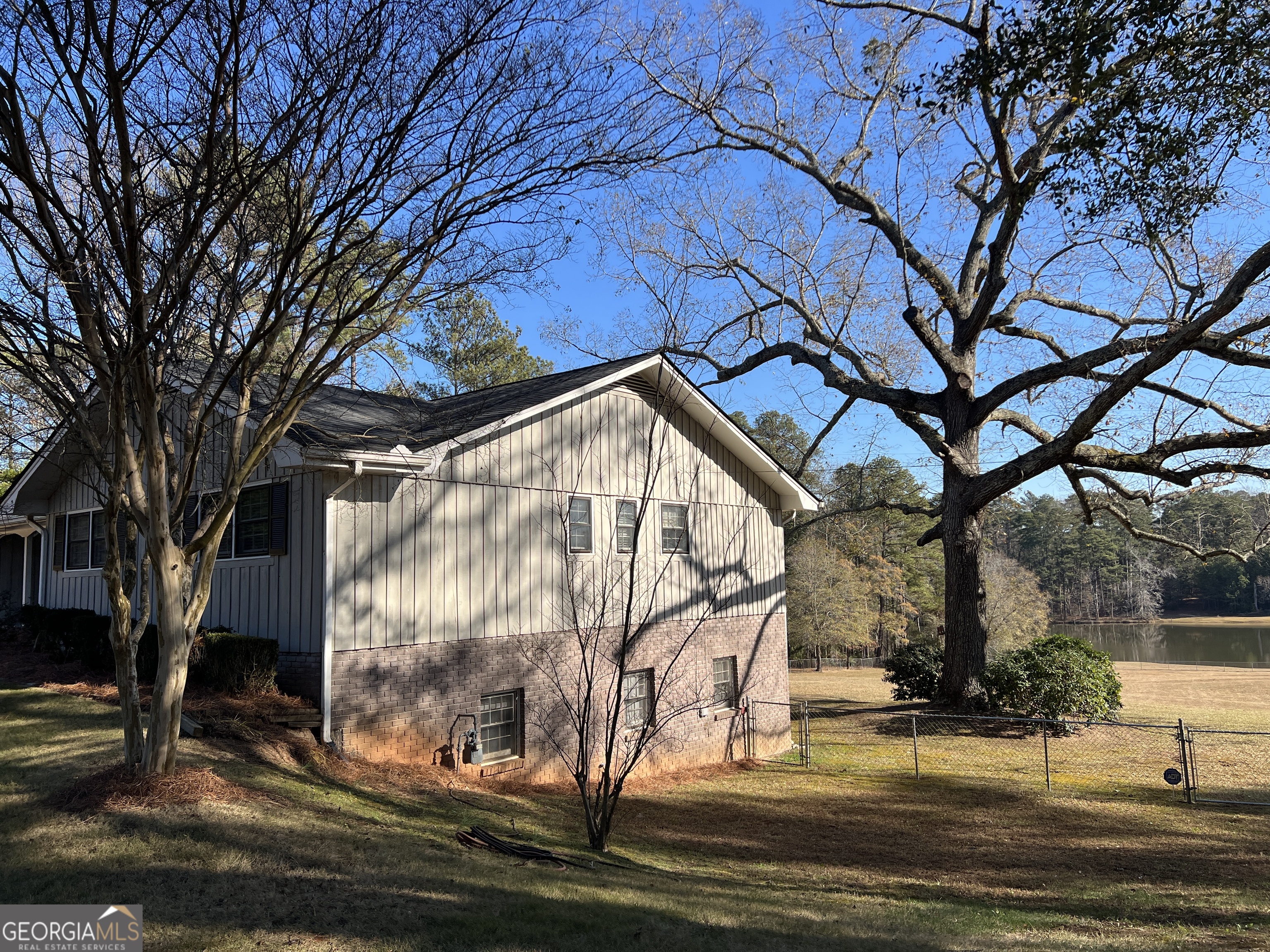 2791 Bonds Lake RD NW