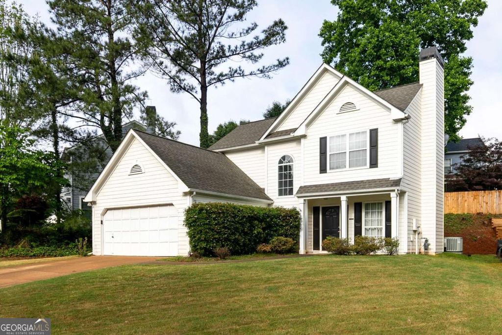 Photo of 2812 Amhurst Way NW, Kennesaw, GA 30144 (MLS # 10754808)