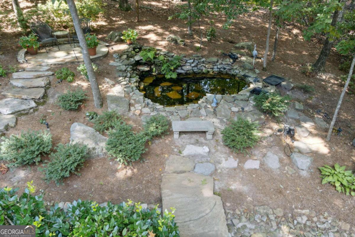 1400 Lamont CIR
