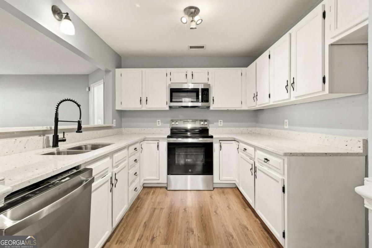 Cannon Gate - Residential