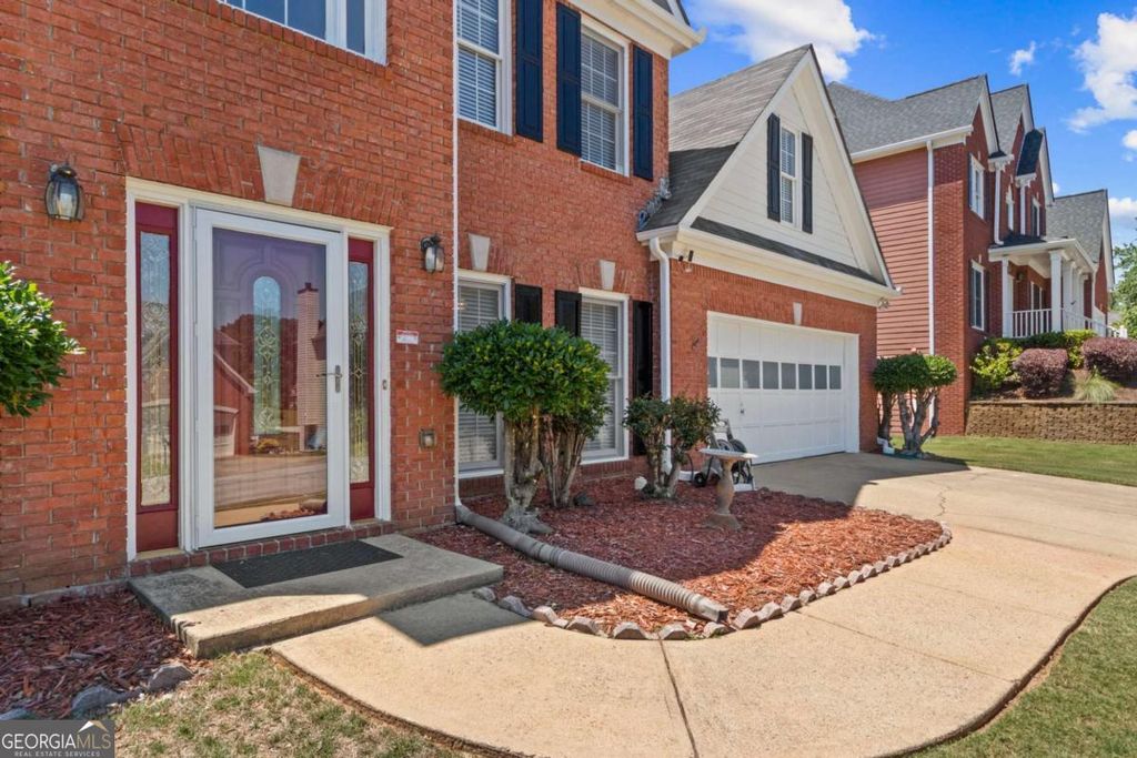 Photo of 2150 Laurel Lake Drive, Suwanee, GA 30024 (MLS # 10766461)