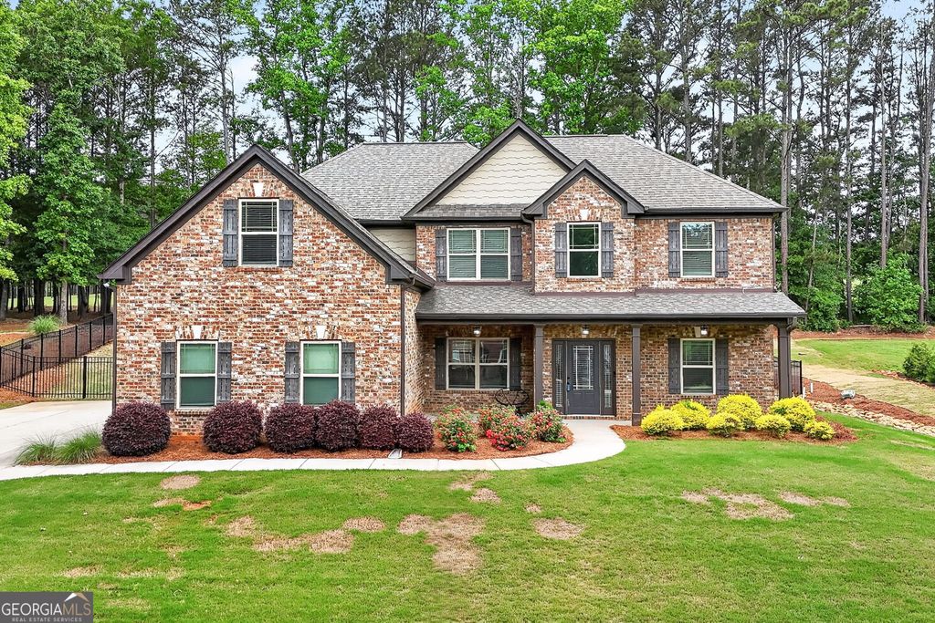 Photo of 645 Milton Dr, Mcdnough, GA 30252 (MLS # 10756347)
