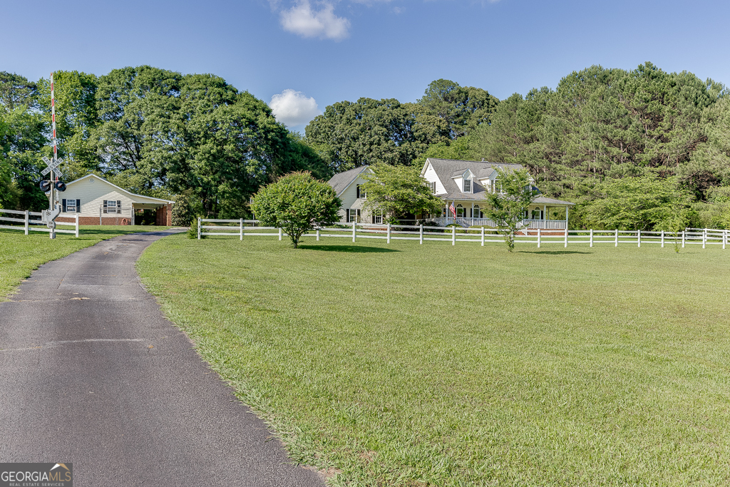 Photo 2 of 56 of 1845 Maddox RD house