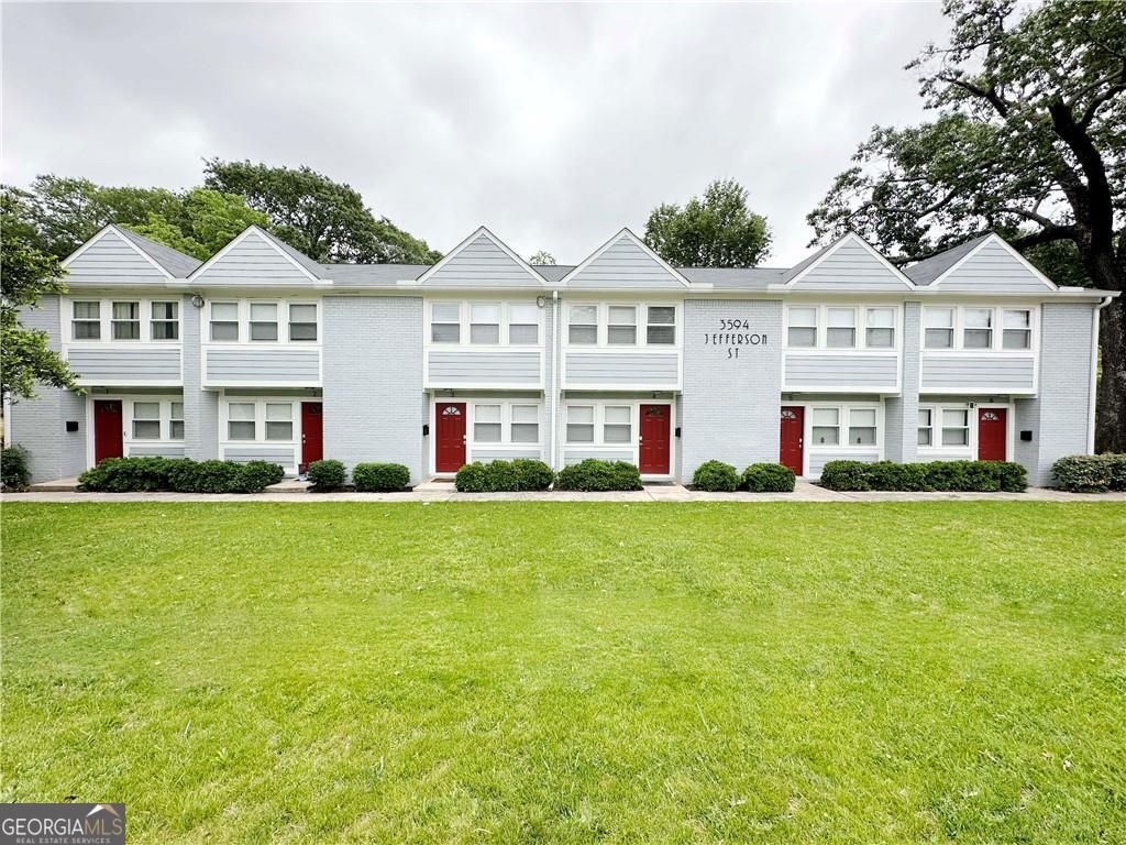 Photo of 1749 Hawthorne Avenue, College Park, GA 30337 (MLS # 10742014)