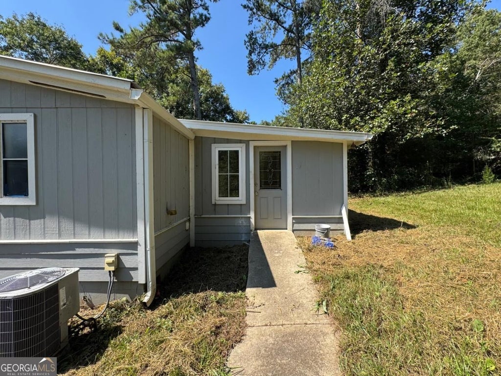 Photo of 6204 River Run Circle, Gainesville, GA 30506 (MLS # 10849409)