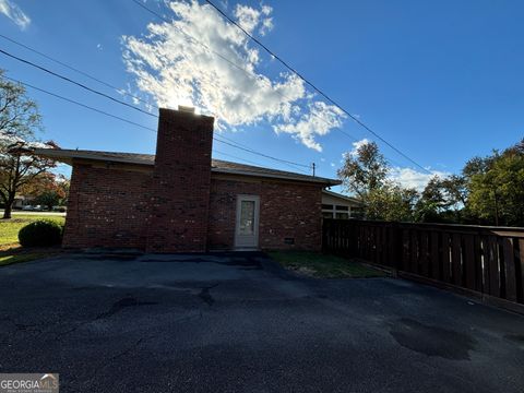 A home in Cochran