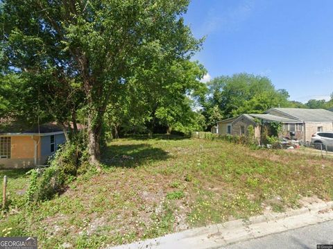 1463 Berkner AVE Macon GA 31204