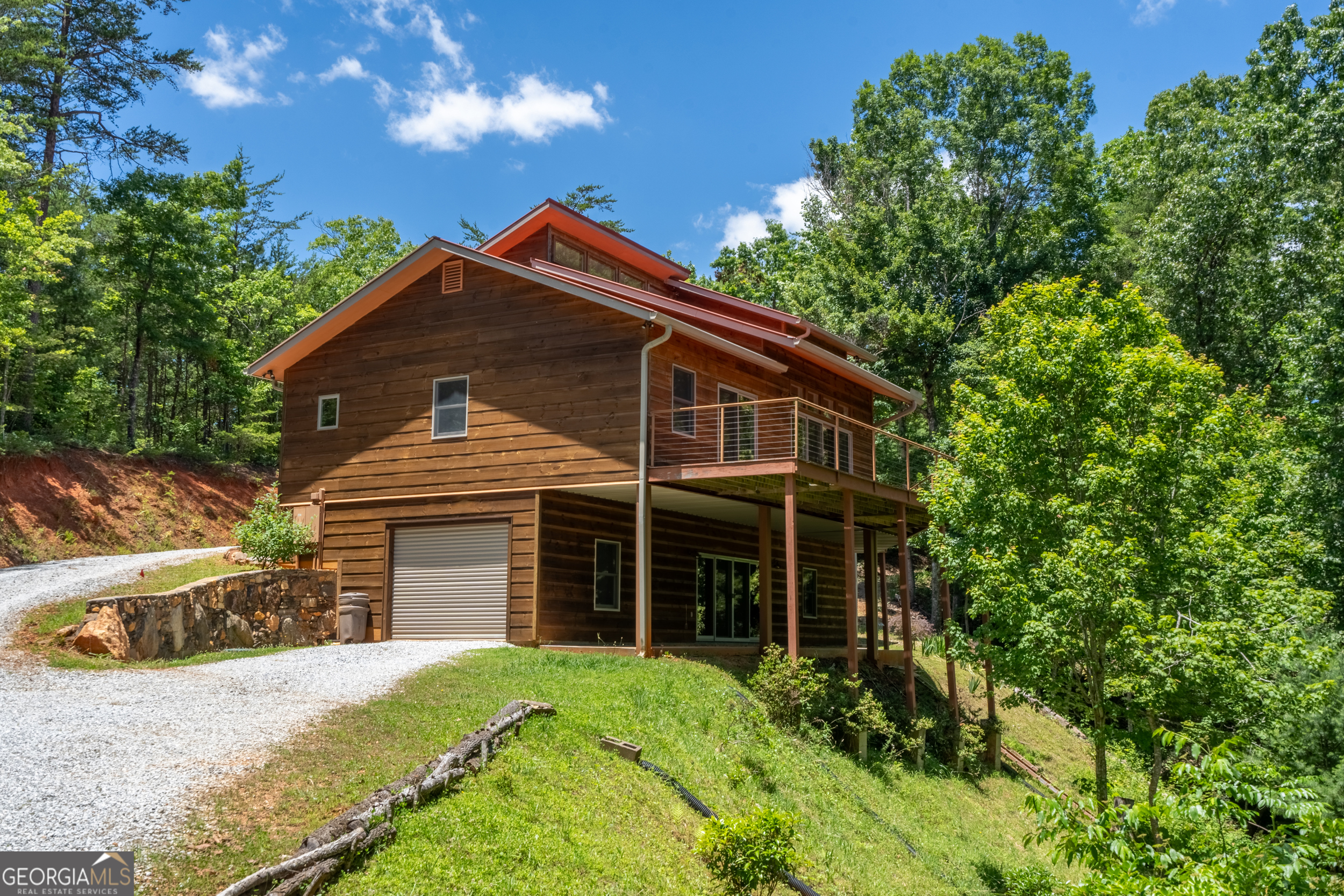 420 Hidden Acres LN