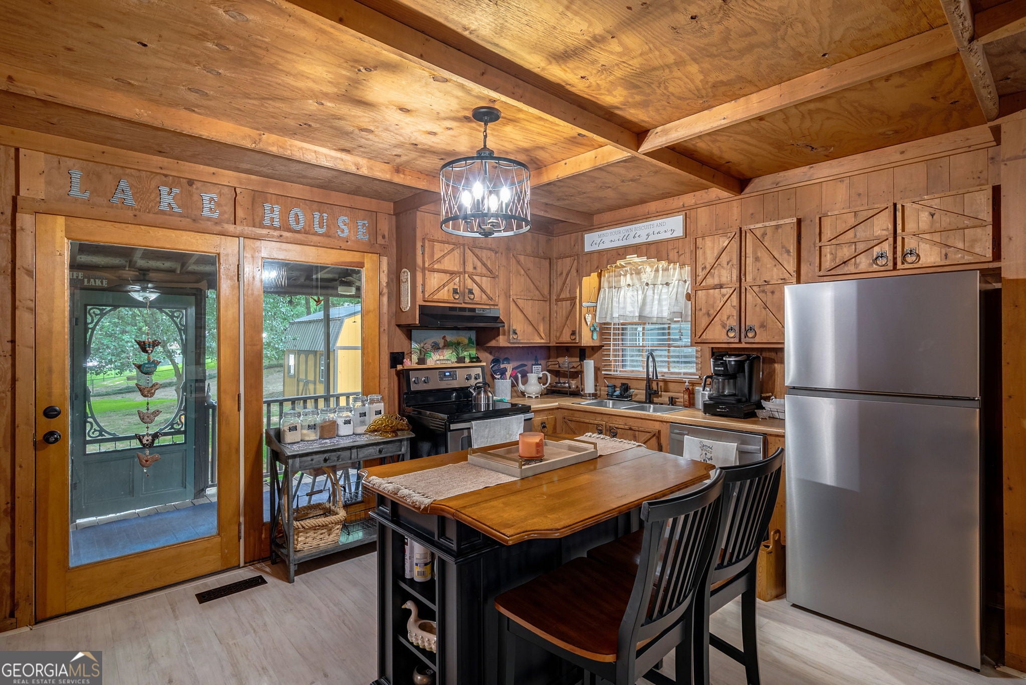 115 Admiralty WAY NW