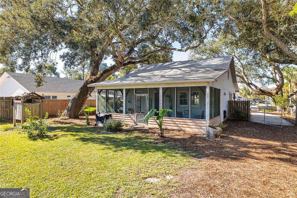 1106 George Lotson AVE