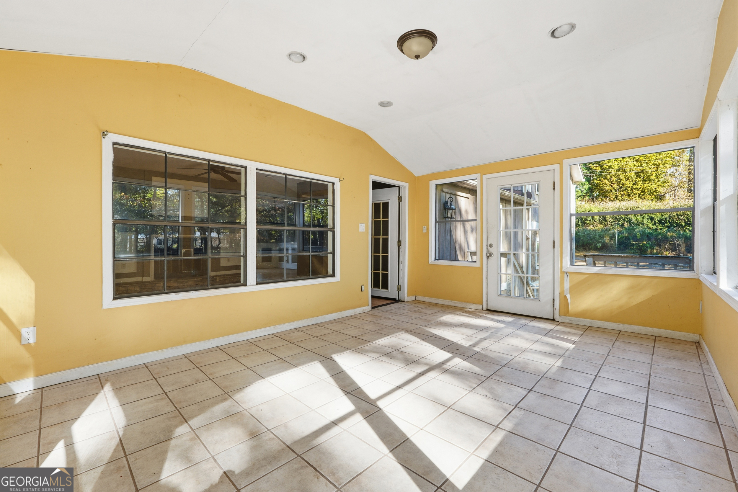 +/- 1 Acre - Residential