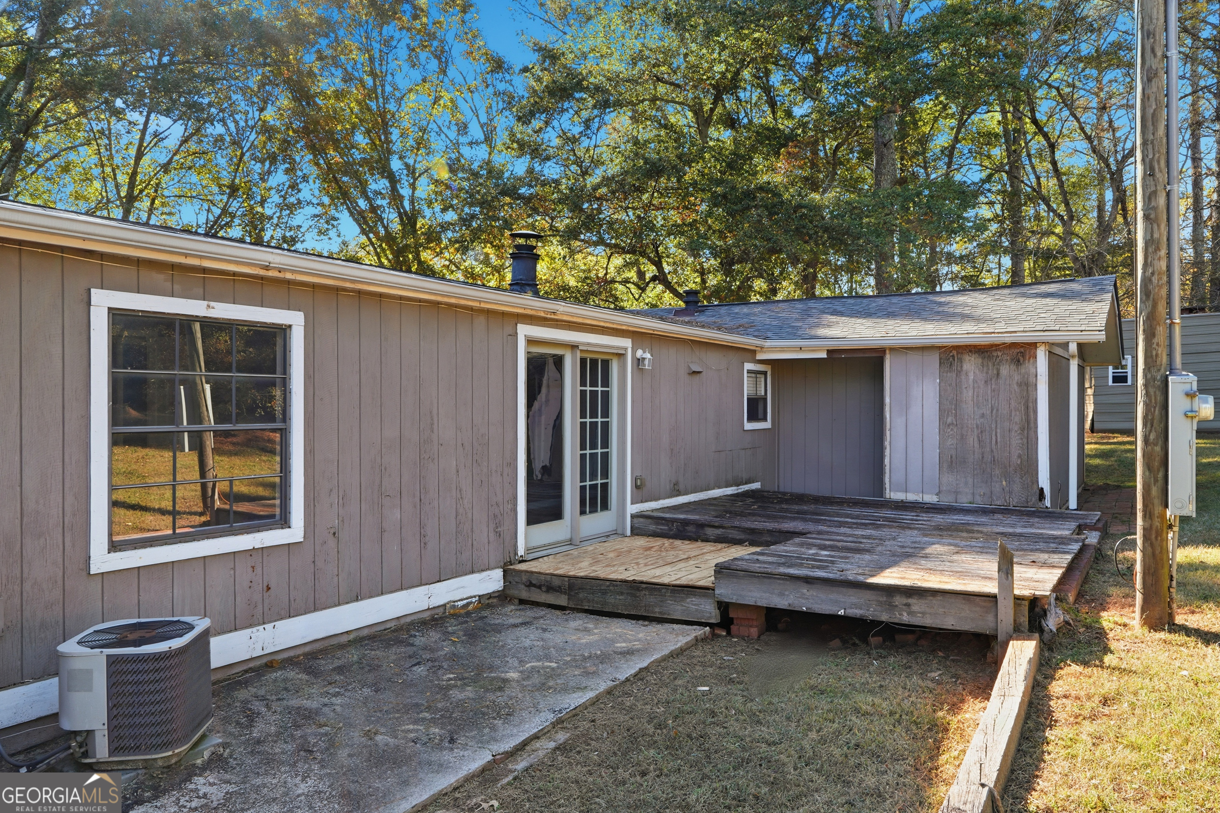 +/- 1 Acre - Residential