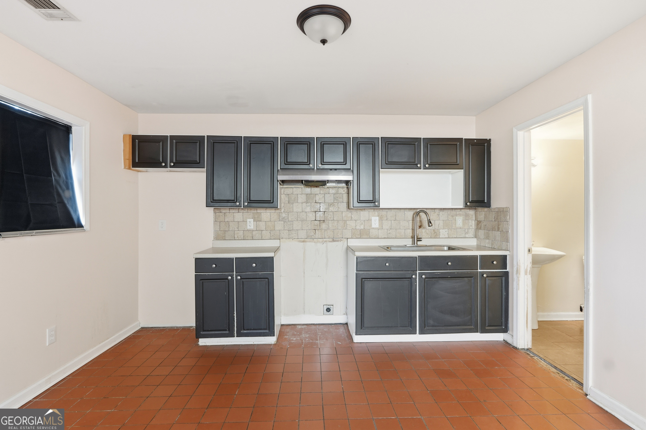 +/- 1 Acre - Residential