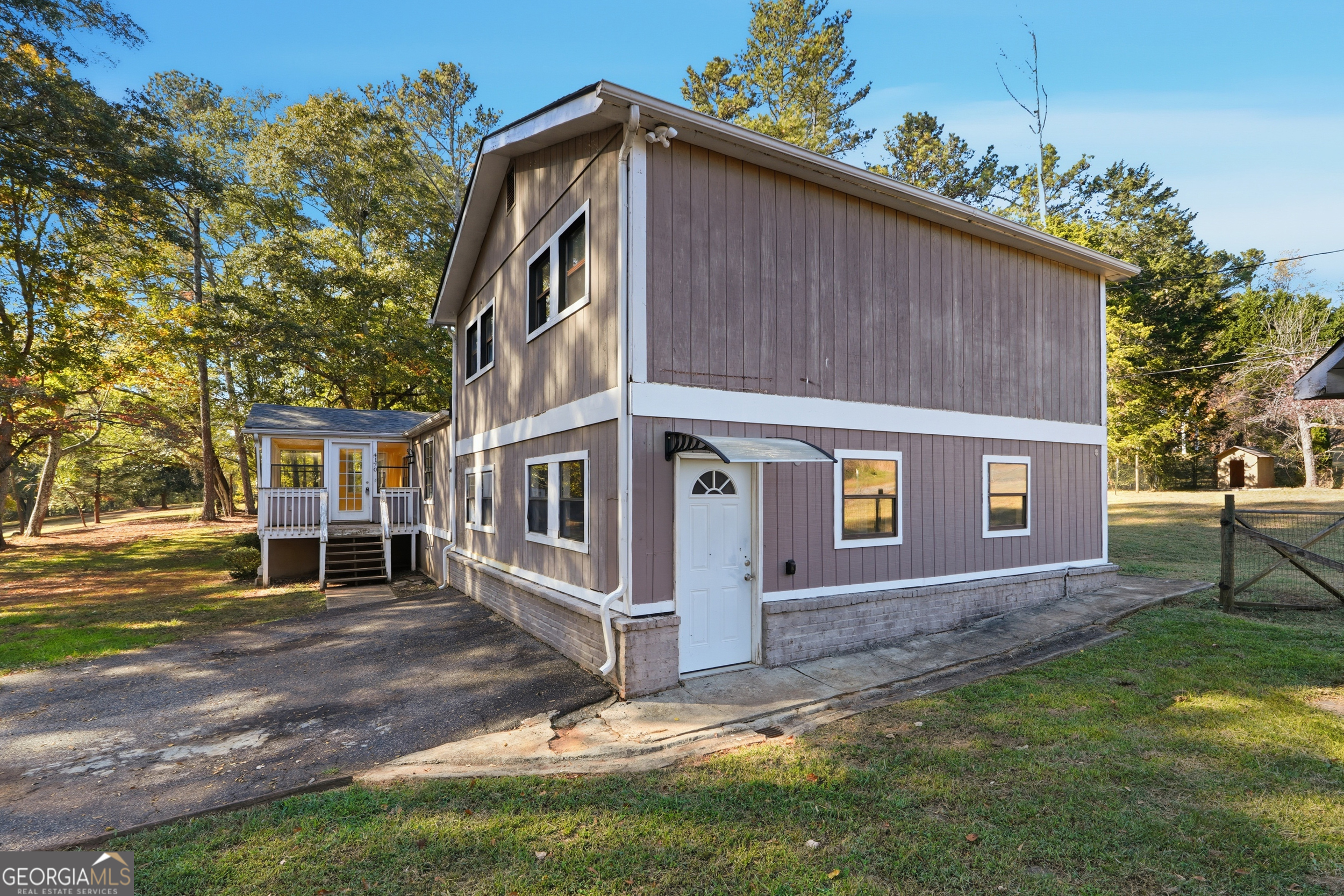 +/- 1 Acre - Residential