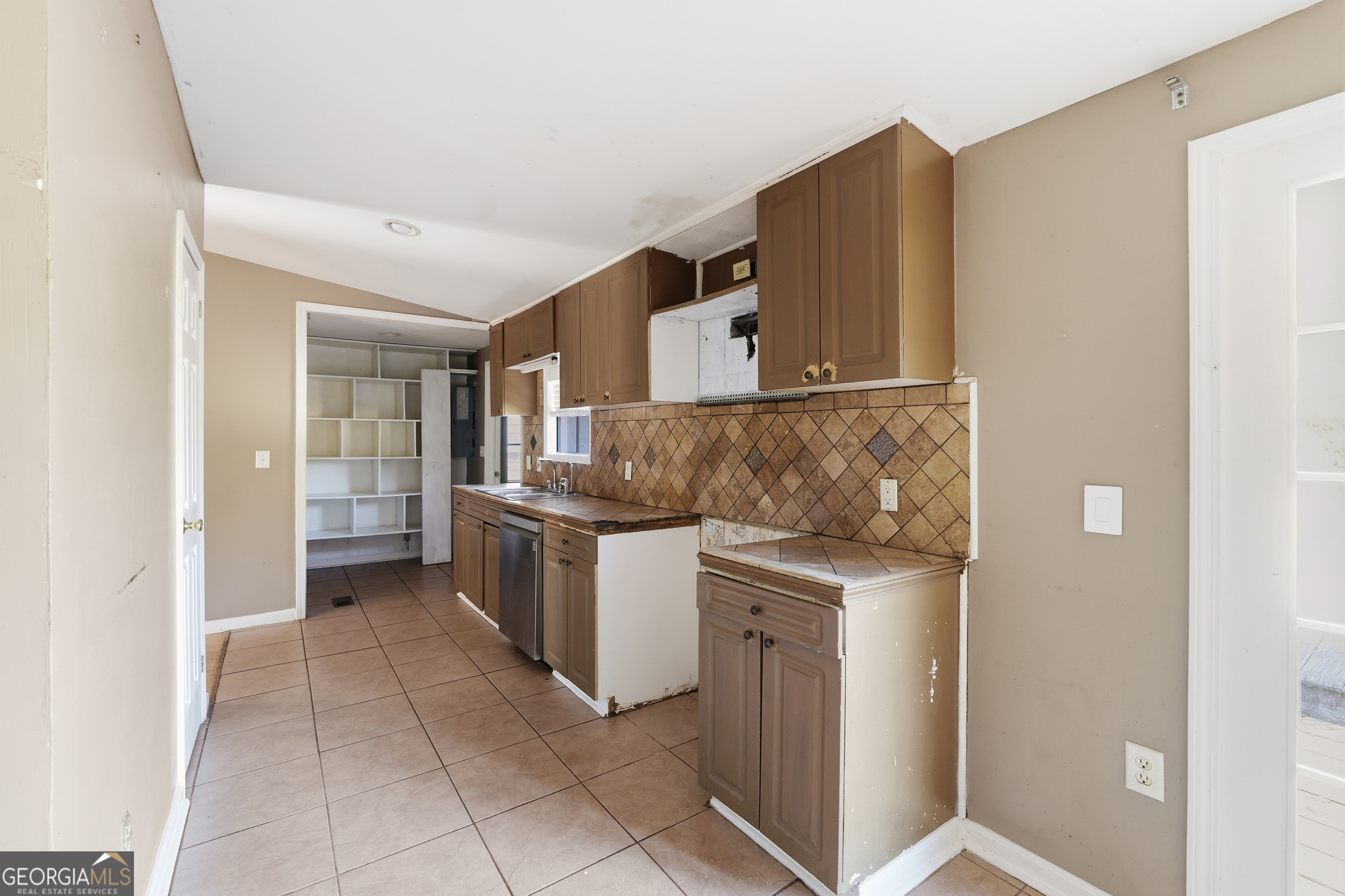 +/- 1 Acre - Residential