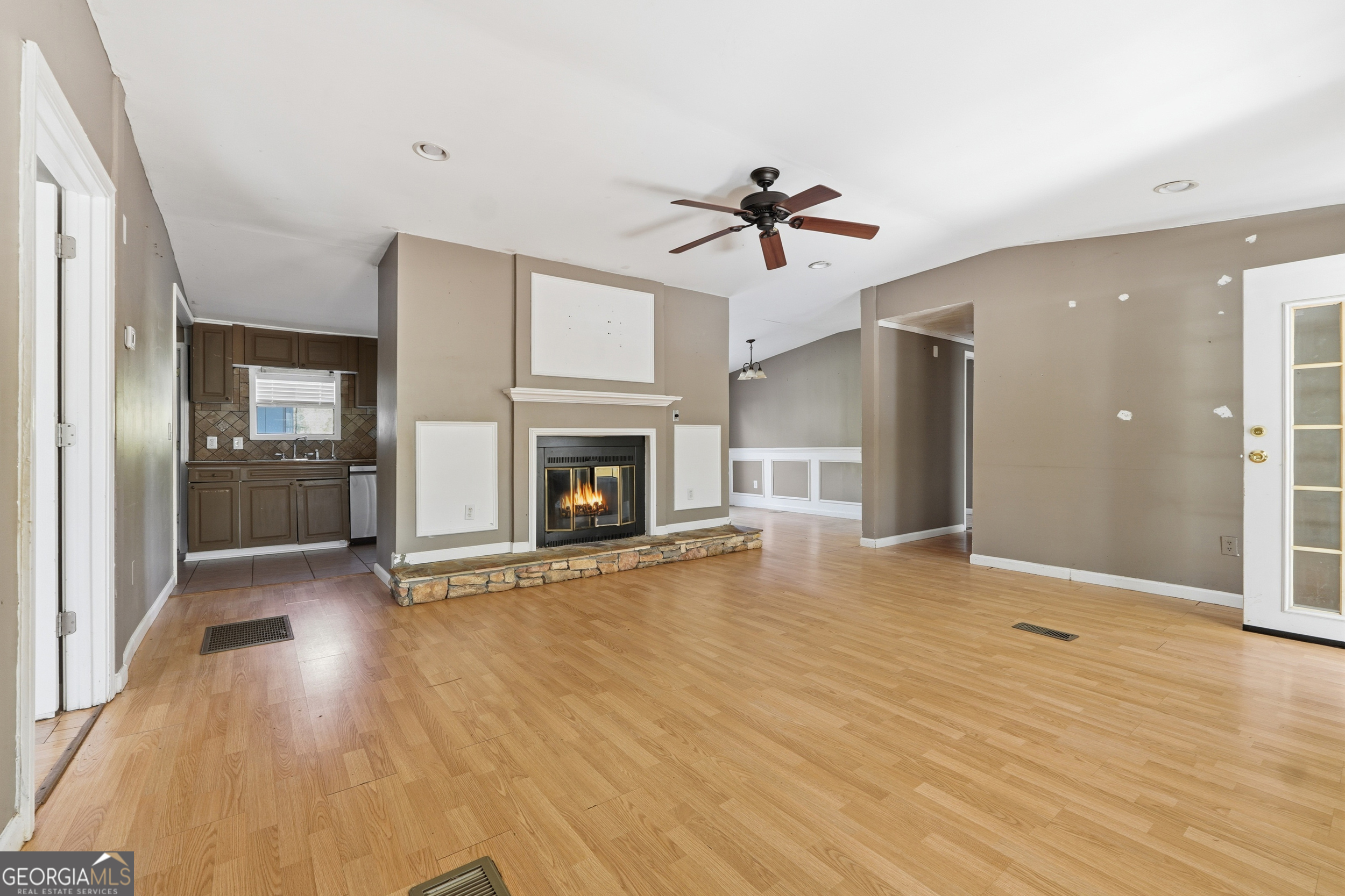 +/- 1 Acre - Residential