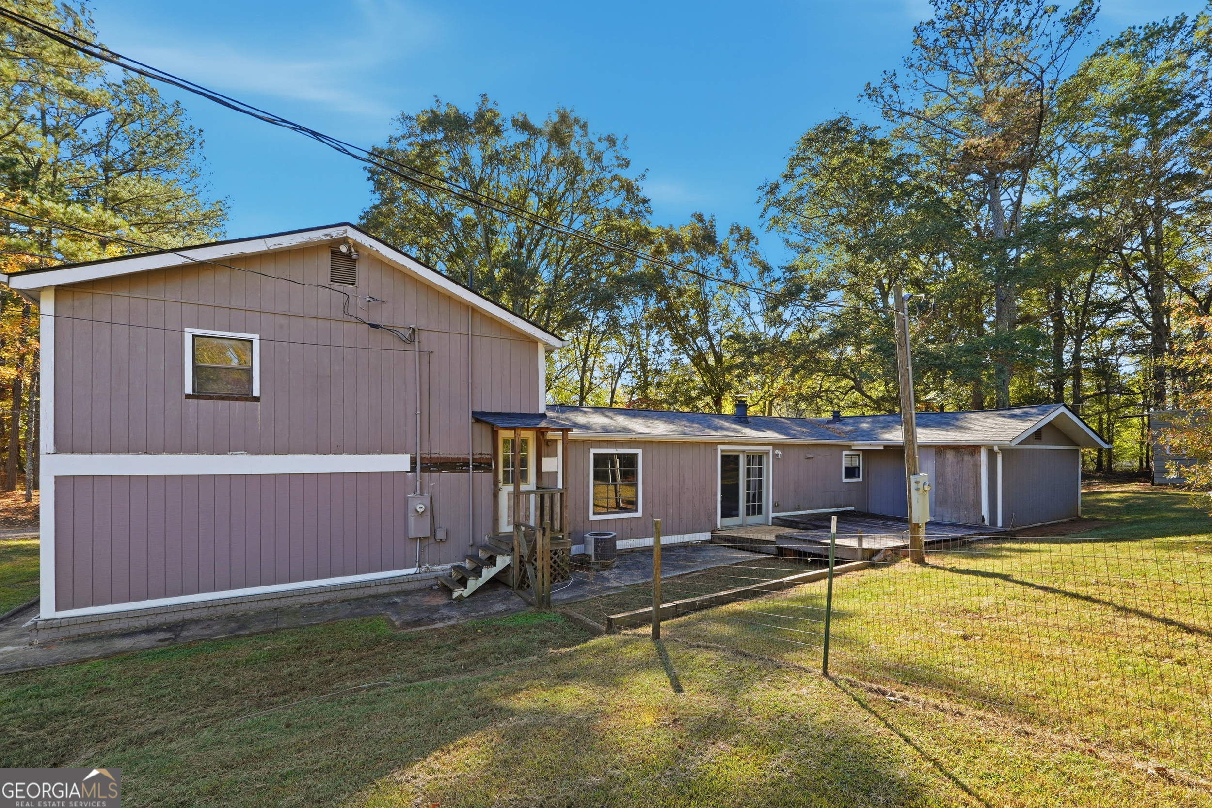 +/- 1 Acre - Residential