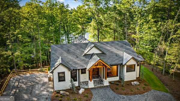 320 Twin Brook DR