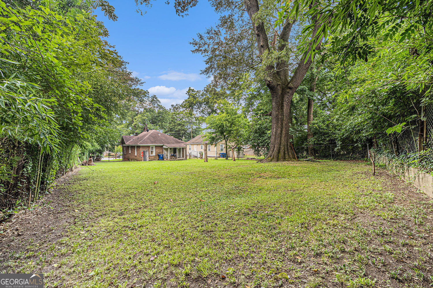 Atlanta, Georgia 30310, United States, 2 Bedrooms Bedrooms, ,1 BathroomBathrooms,Residential,Active,166545