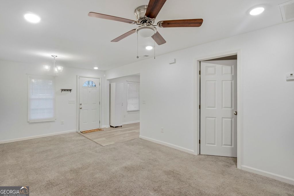 Photo of 716 W 48th Street, Savannah, GA 31405 (MLS # 10758117)
