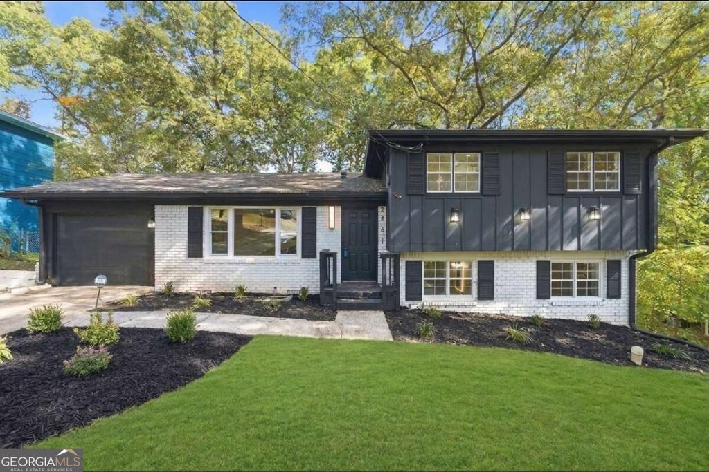 Photo of 2491 Crestdale Cir, Atlanta, GA 30316 (MLS # 10881894)