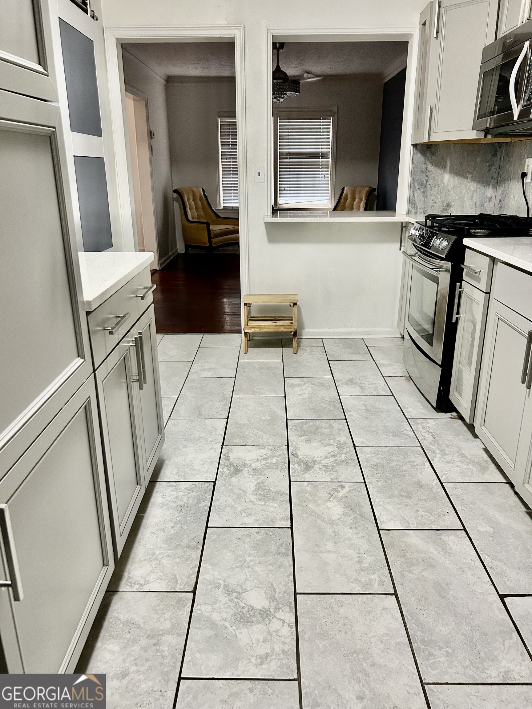 970 Tuckawanna DR SW