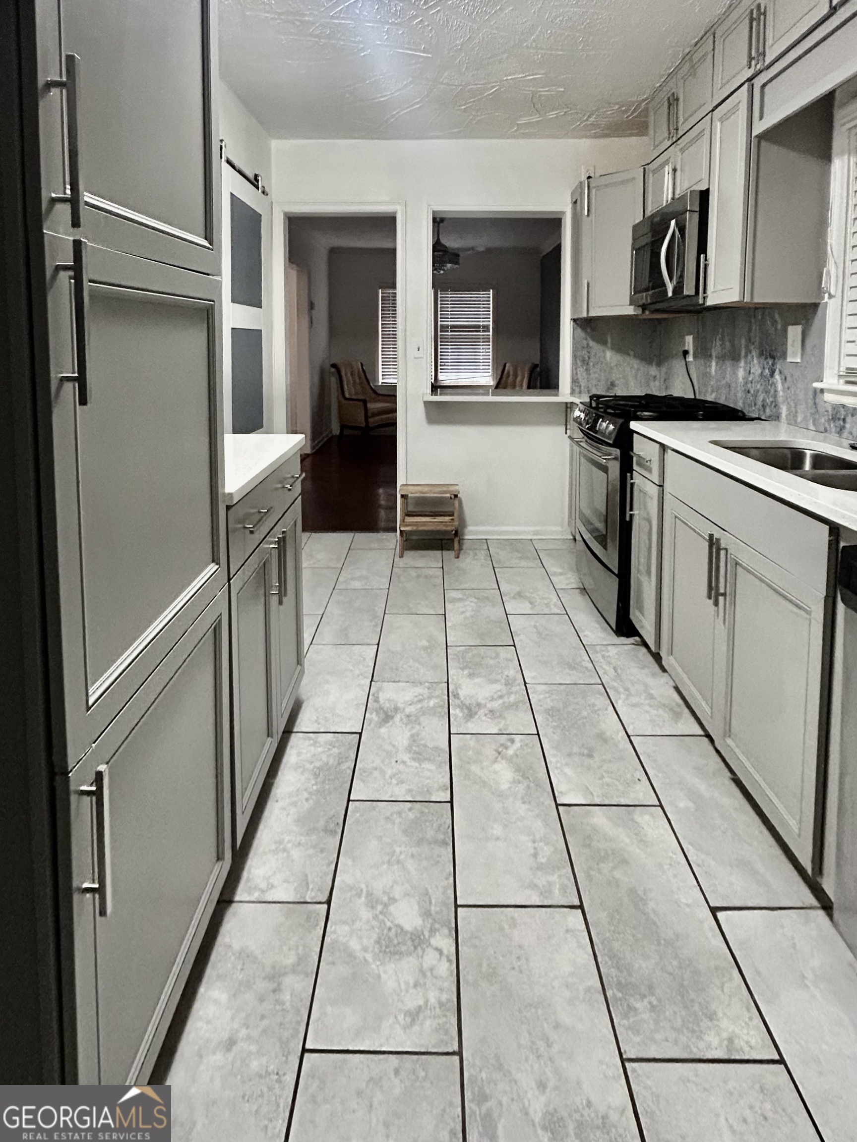 970 Tuckawanna DR SW