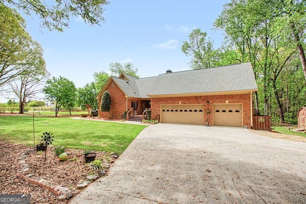 Photo of 3275 Fence Road, Dacula, GA 30019 (MLS # 10728097)