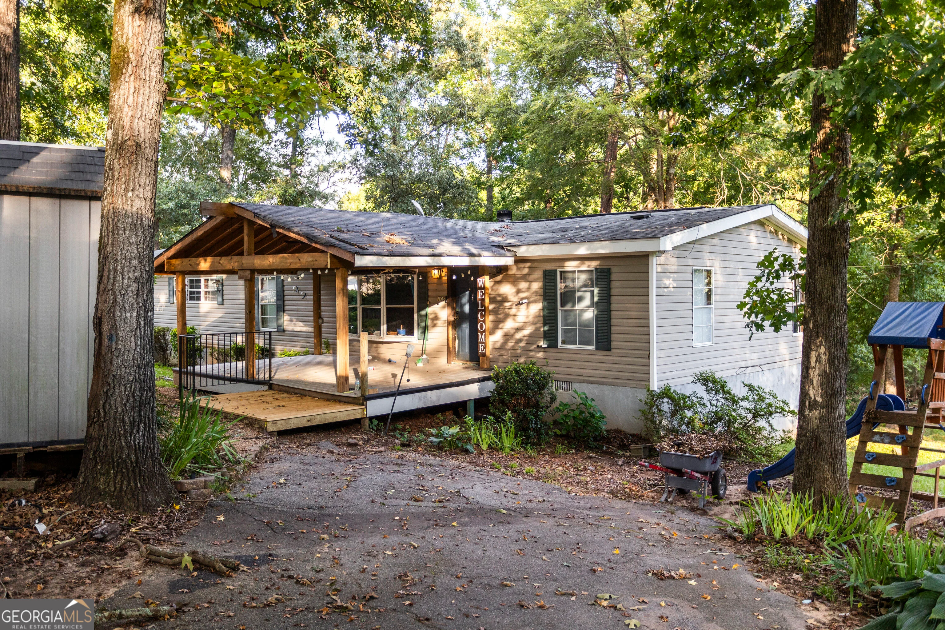 106 Flatrock Lane
