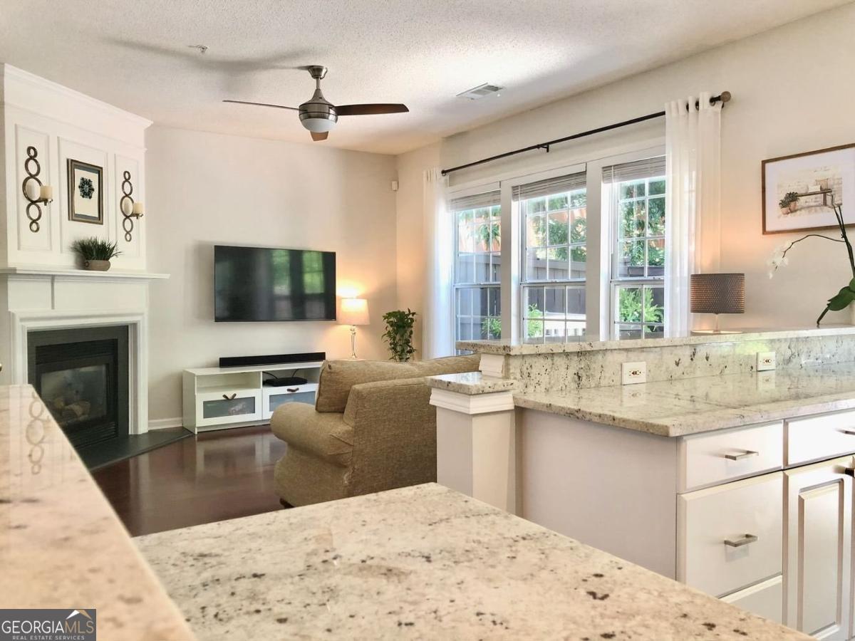 Windward Pointe - Residential