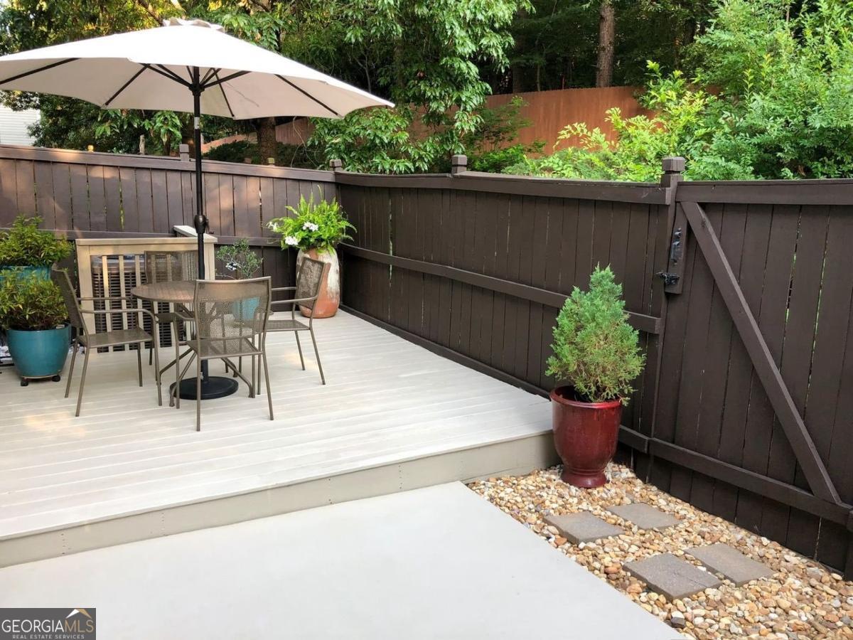 Windward Pointe - Residential