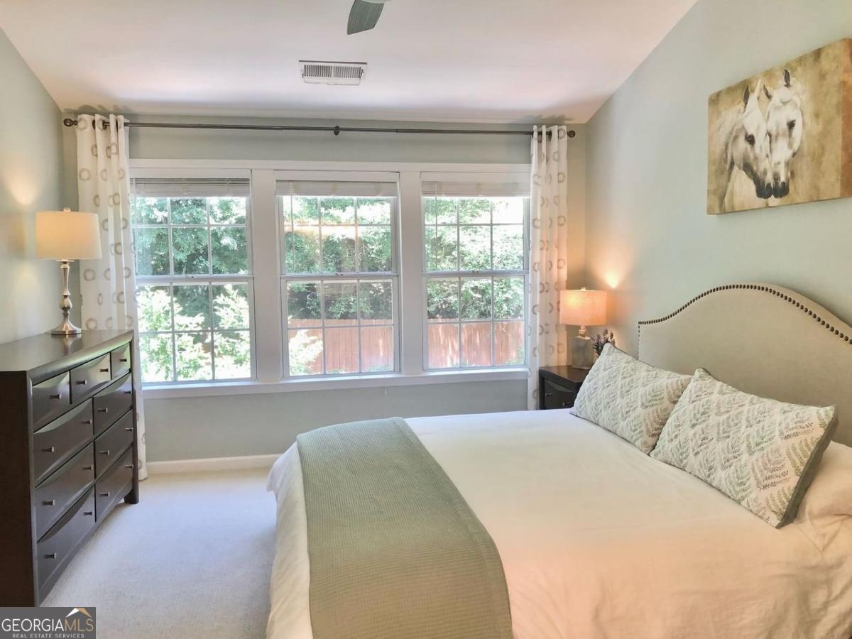 Windward Pointe - Residential