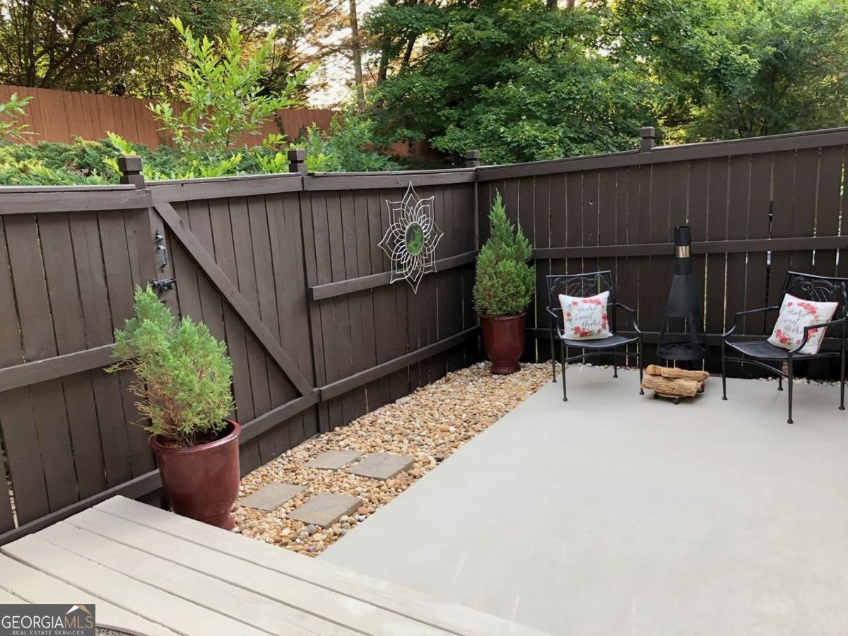 Windward Pointe - Residential