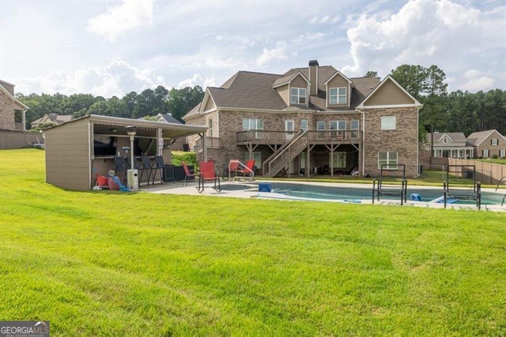 Photo of 2112 Meadowood Cove, Monroe, GA 30655 (MLS # 10663352)