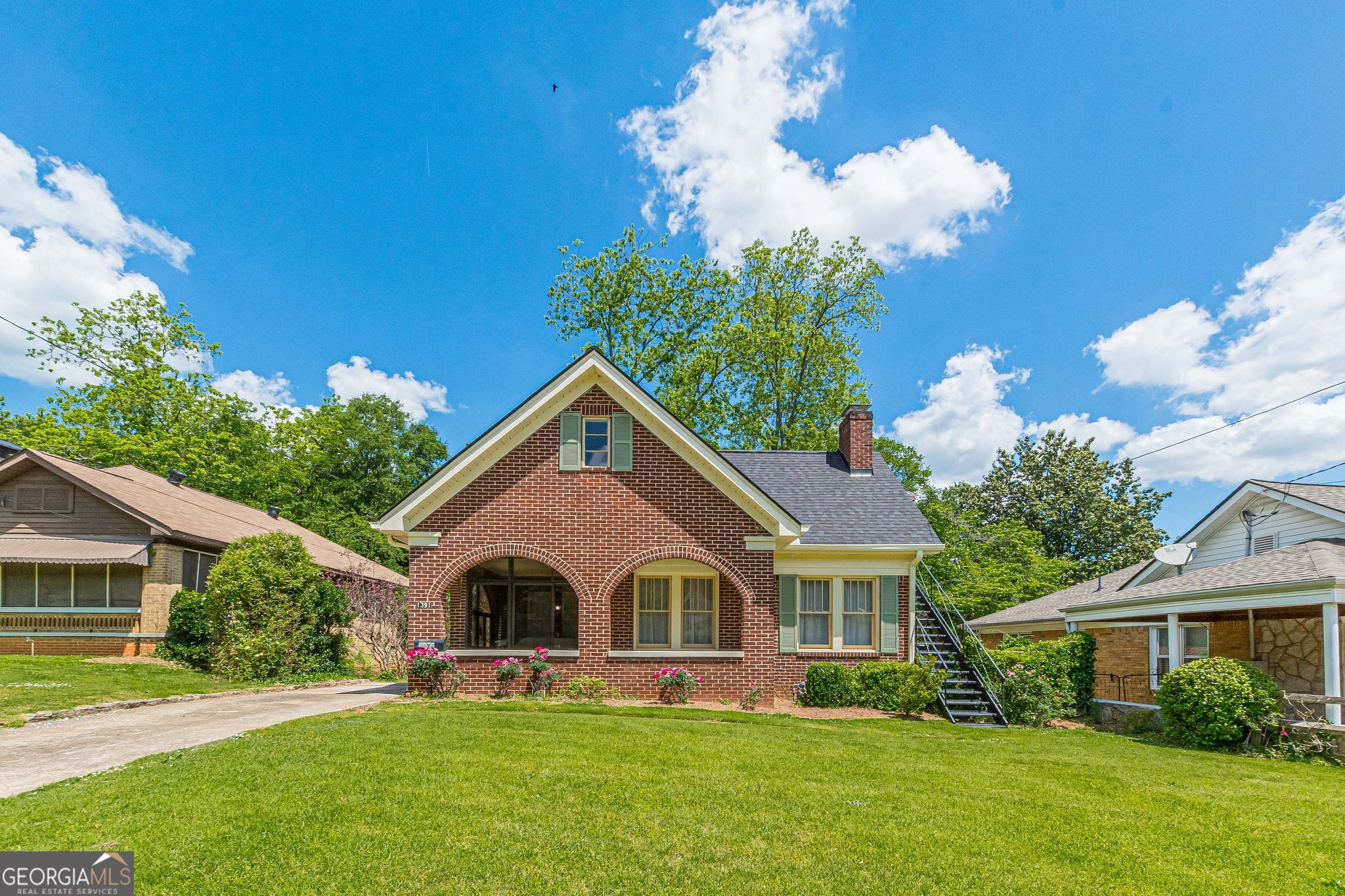 1391 Jefferson AVE