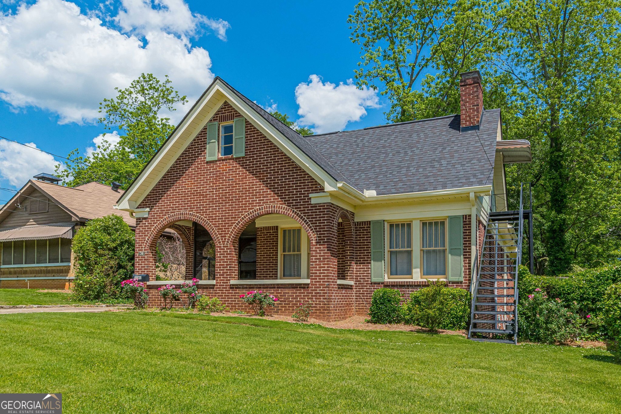 1391 Jefferson AVE