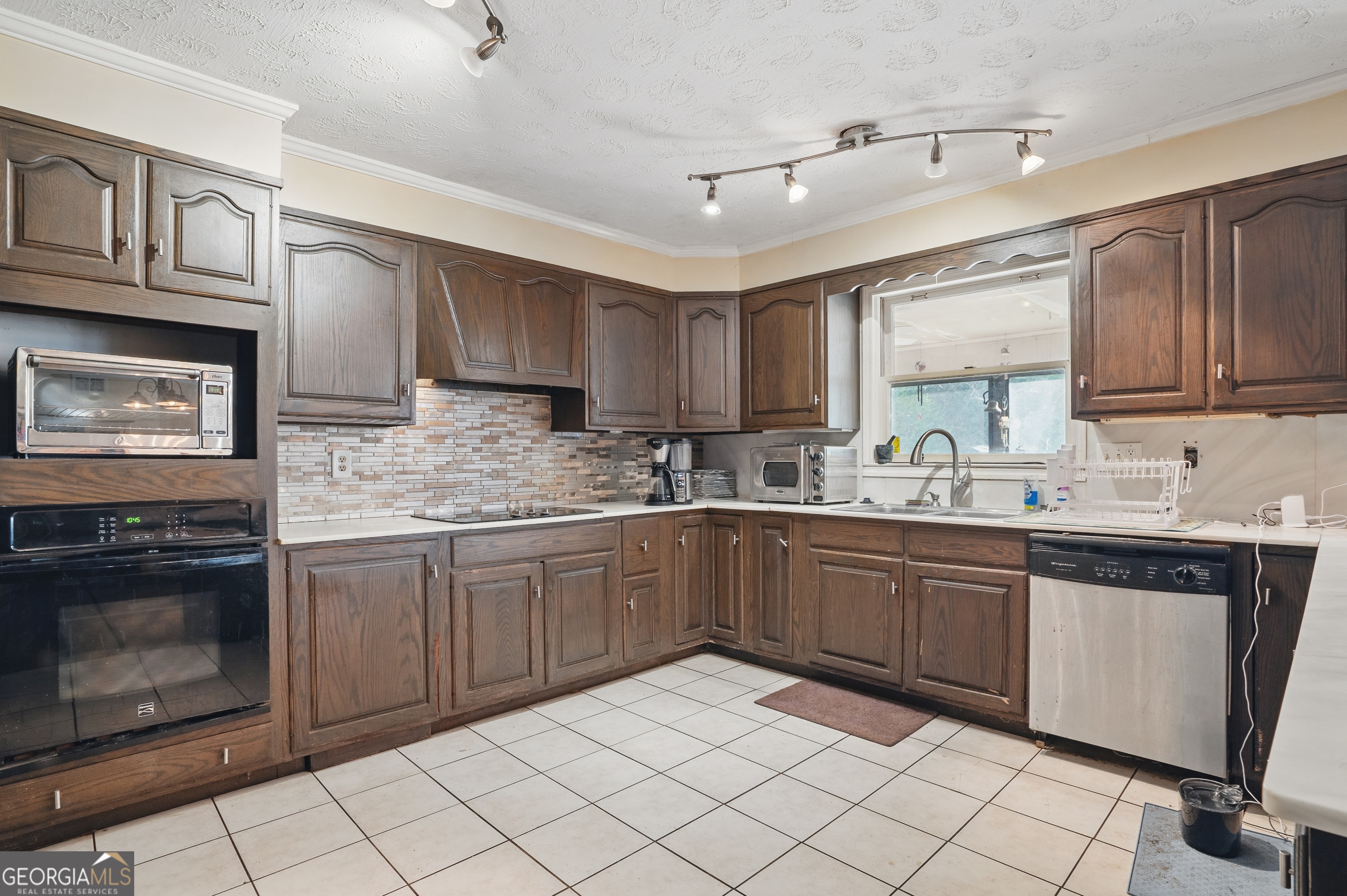 1009 Liberty Church RD NE